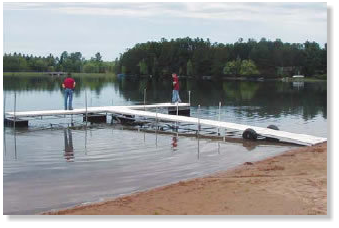 t-shape floating dock on wheels