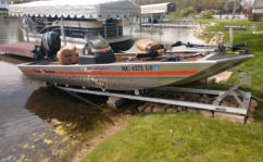 Boat ramp with max weight of 2000