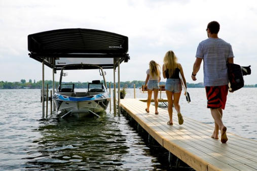 Great docks and lifts for lakes